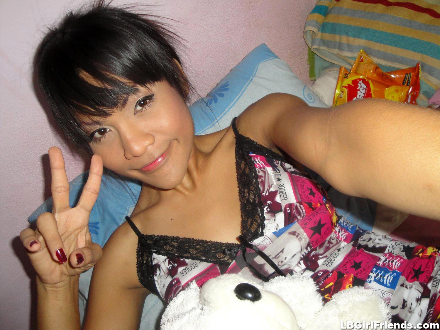 Little And Cute Ladyboy Masturbates Her Enormous Tool And Sperms For The Camera
